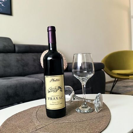 코토르 Sunny Hill - Parking - Fenced Garden - Luxury Loft 아파트 외부 사진